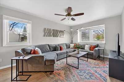 8915 Deering Street, Livonia, MI 48150 - Photo 9