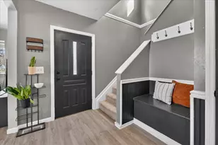 8915 Deering St, Livonia, MI 48150 - Photo 25