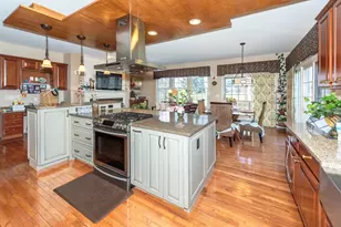 51328 Plymouth Valley Dr, Plymouth, MI 48170 - Photo 13