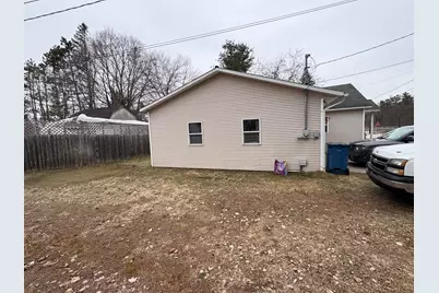 112 W 11th Street, Evart, MI 49631 - Photo 3