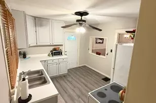 1008 Wayne St, Saint Joseph, MI 49085 - Photo 21