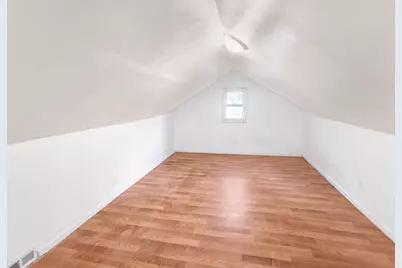 7335 Wiegand Boulevard, Center Line, MI 48015 - Photo 13