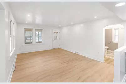 7335 Wiegand Boulevard, Center Line, MI 48015 - Photo 5