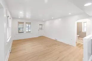 7335 Wiegand Blvd, Center Line, MI 48015 - Photo 5