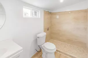 7335 Wiegand Blvd, Center Line, MI 48015 - Photo 15