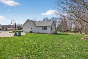185 Hickory Hills, Marshall, MI 49068 - Photo 51