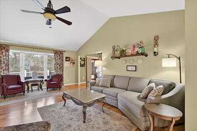 185 Hickory Hills, Marshall, MI 49068 - Photo 9