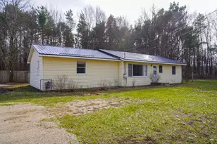 8365 Greenwood Ln, Newaygo, MI 49337 - Photo 27