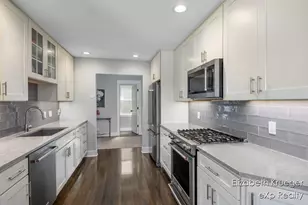 2412 Lake Dr SE, Grand Rapids, MI 49506 - Photo 13