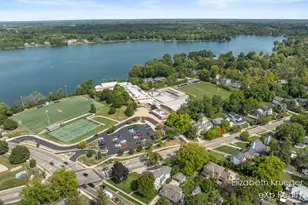 2412 Lake Dr SE, Grand Rapids, MI 49506 - Photo 51