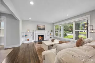 2412 Lake Dr SE, Grand Rapids, MI 49506 - Photo 9