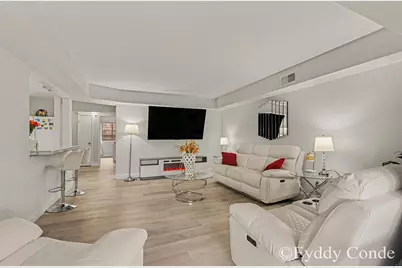 2945 Byron Center Avenue SW #E, Wyoming, MI 49519 - Photo 9