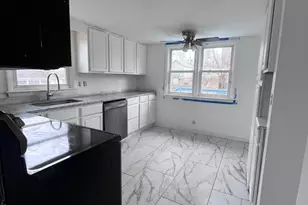 2646 Bow St, Jackson, MI 49203 - Photo 5