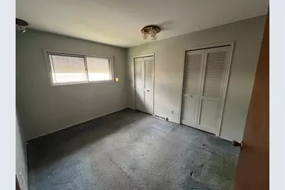 20951 Meadowlark Street, Farmington, MI 48336 - Photo 9