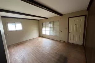 20951 Meadowlark St, Farmington, MI 48336 - Photo 3