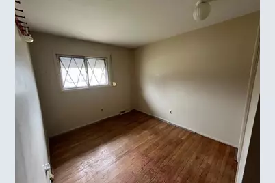 20951 Meadowlark Street, Farmington, MI 48336 - Photo 11