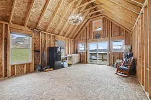 3783 Holiday Dr, Greenville, MI 48838 - Photo 9