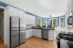 6815 Oleander Ln, Portage, MI 49024 - Photo 11