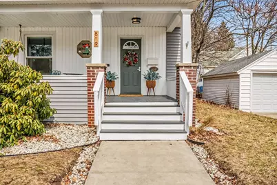 819 E Loomis Street, Ludington, MI 49431 - Photo 3