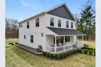 5904 E Division Street, Newaygo, MI 49337 - Photo 3