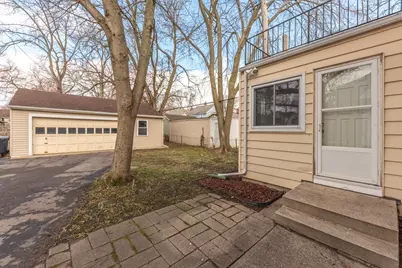 1408 E Park Place, Ann Arbor, MI 48104 - Photo 3