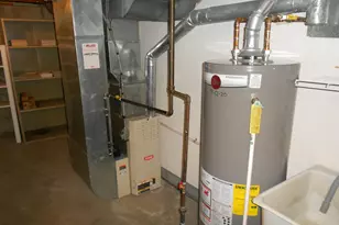 129 Balmoral Ct, Kalamazoo, MI 49006 - Photo 25