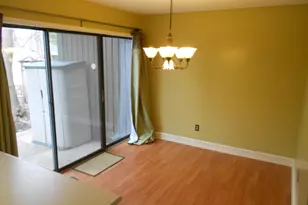 129 Balmoral Ct, Kalamazoo, MI 49006 - Photo 11