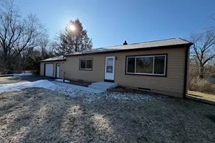 8949 Stadium Dr, Kalamazoo, MI 49009 - Photo 3