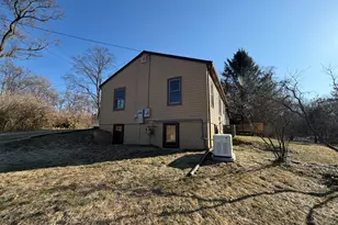 8949 Stadium Dr, Kalamazoo, MI 49009 - Photo 5