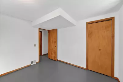 8949 Stadium Drive, Kalamazoo, MI 49009 - Photo 35