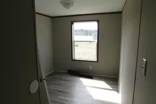 204 Landmark St, Sparta, MI 49345 - Photo 23