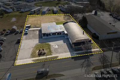 326 N Main Street NE, Cedar Springs, MI 49319 - Photo 9