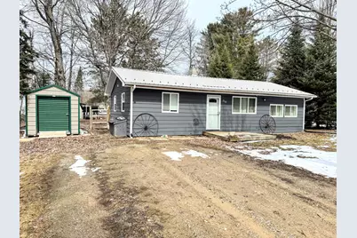 216 Fern Avenue, Cadillac, MI 49601 - Photo 1