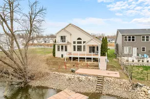 642 Swan River Dr, Benton Harbor, MI 49022 - Photo 3