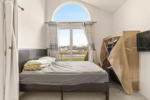 642 Swan River Dr, Benton Harbor, MI 49022 - Photo 25