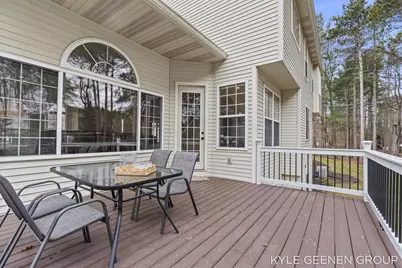 14717 Foxboro Court, Holland, MI 49424 - Photo 11