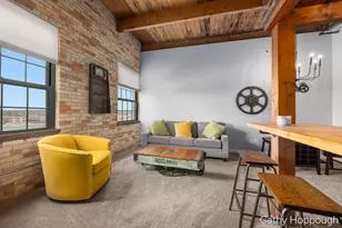 940 Monroe Ave NW, Grand Rapids, MI 49503 - Photo 5