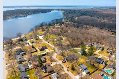 444 W Chadwick, Muskegon, MI 49445 - Photo 3