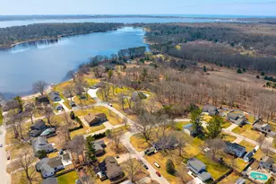 444 W Chadwick, Muskegon, MI 49445 - Photo 3