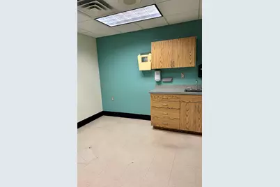 420 N Whitehall Road #B, Muskegon, MI 49445 - Photo 7