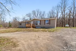 762 Dollies Ln, Hastings, MI 49058 - Photo 37