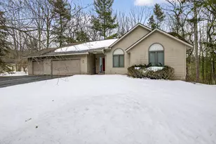 4536 Paper Birch Ln, Traverse City, MI 49686 - Photo 35