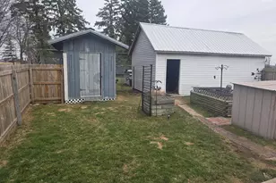 223 S Howell St, Middleton, MI 48856 - Photo 15