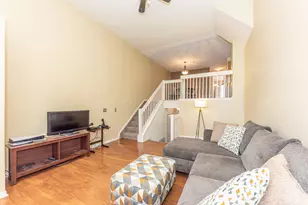 1867 Lindsay Ln, Ann Arbor, MI 48104 - Photo 9