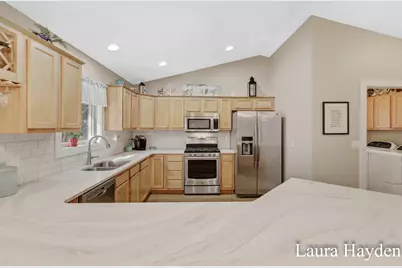 1518 Pleasant Wood Drive, Rockford, MI 49341 - Photo 19