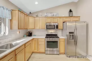 1518 Pleasant Wood Dr, Rockford, MI 49341 - Photo 21