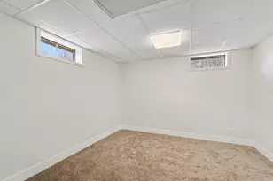 1556 Mullins Ave NW, Grand Rapids, MI 49534 - Photo 19