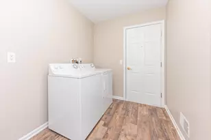 3923 Bridle Pass, Ann Arbor, MI 48108 - Photo 25