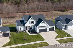 13711 Harrington Lndg, Holland, MI 49424 - Photo 47