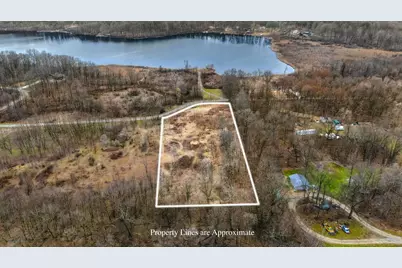 Unit 15 Long Lake Drive #15, Cassopolis, MI 49031 - Photo 9